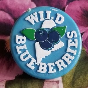 Vintage Wild Blueberries Lapel Pin blue Festival Berry Fruit Farm Food